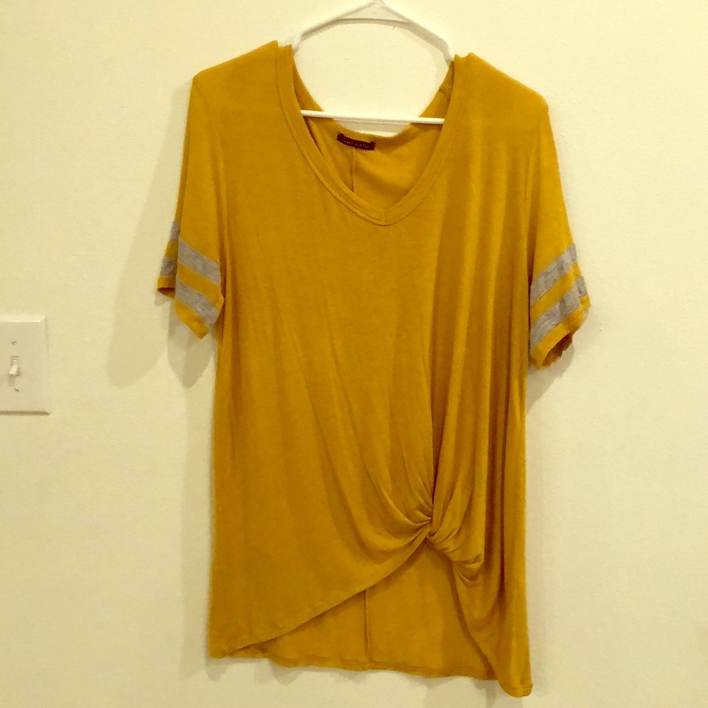 Boutique T-shirt